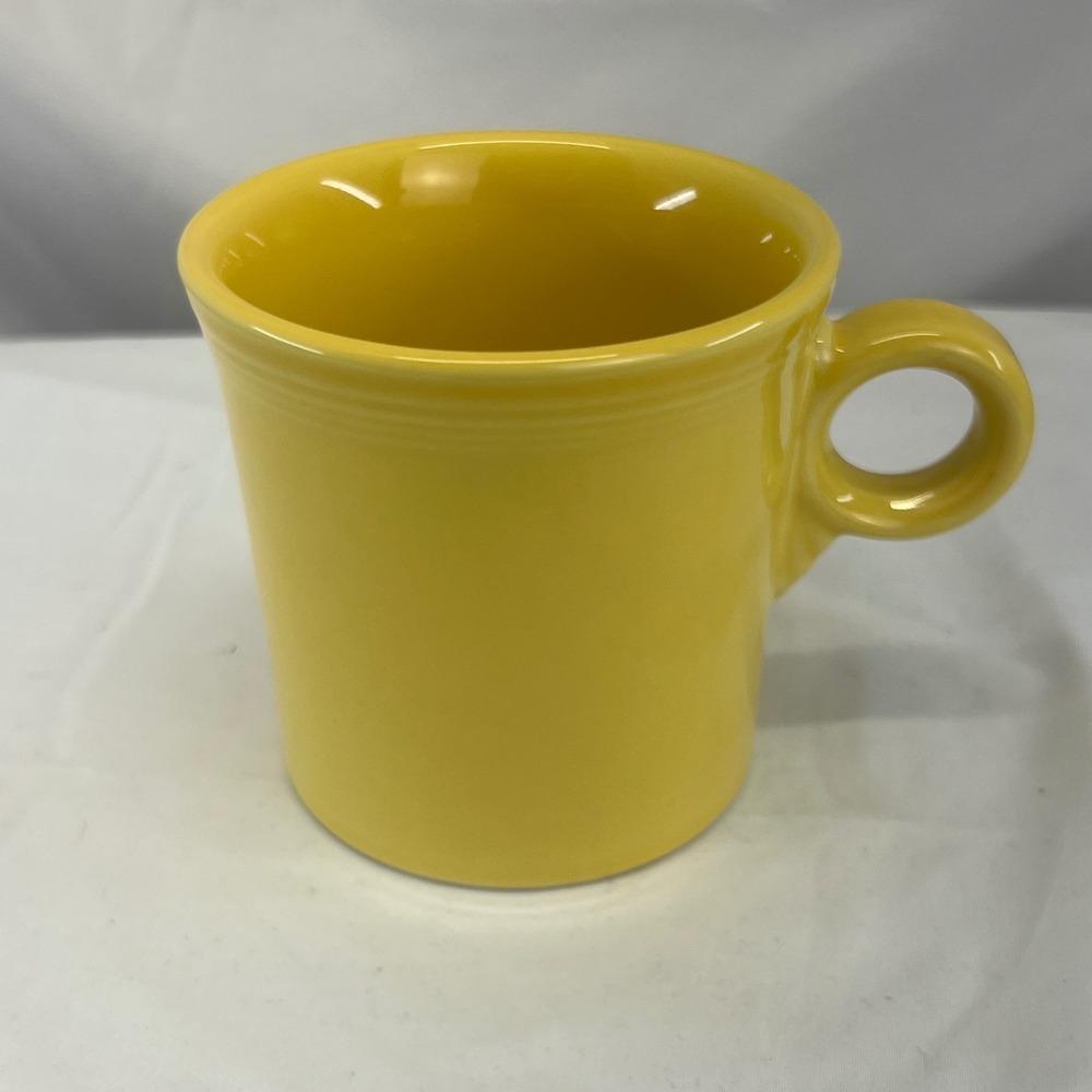 Fiesta Ware 10 oz Ring‎ Mug Sunflower Yellow – Excellent Condition USA